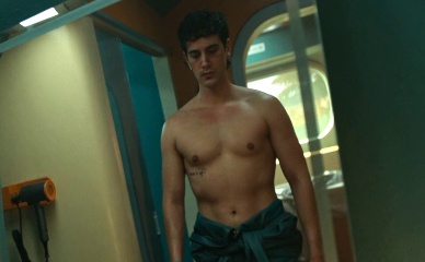 PAU SIMON NUDE/SEXY SCENE IN BILLIONAIRES' BUNKER