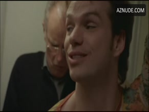 PETER PAIGE NUDE/SEXY SCENE IN QUEER AS FOLK