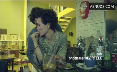 RAHUL CHAKRABORTY NUDE/SEXY SCENE IN BEGIERDE - JAGER IN DER NACHT