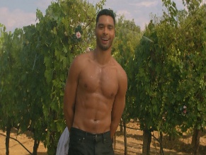 REGE-JEAN PAGE NUDE/SEXY SCENE IN YOU, ME & TUSCANY