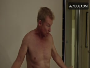 RICHARD ROXBURGH in RAKE(2010)