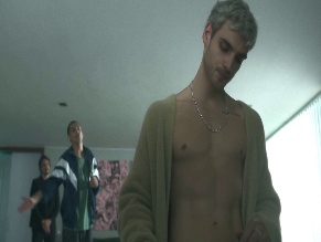 SANTIAGO ACHAGA in ANIMAL LOVE