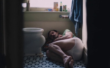 SCOOT MCNAIRY NUDE/SEXY SCENE IN FAIRYLAND