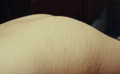 SIMON FRENAY NUDE/SEXY SCENE IN CARPOBROTUS