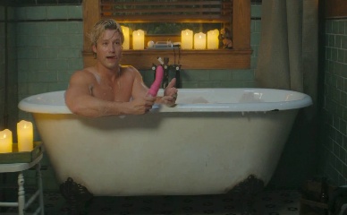 STEPHEN THOMAS KAYLN NUDE/SEXY SCENE IN OFF CAMPUS