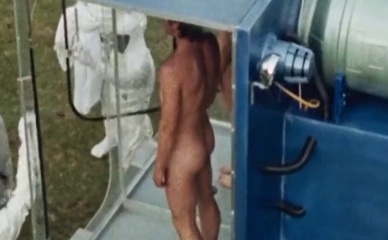 STEVE BISLEY NUDE/SEXY SCENE IN THE CHAIN REACTION