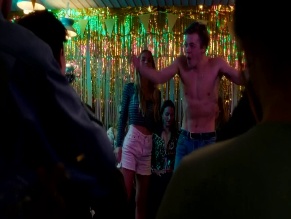 SYLVESTER BYDER NUDE/SEXY SCENE IN PRETTY YOUNG THING