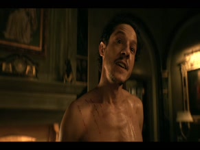 THEO ROSSI NUDE/SEXY SCENE IN THE PENGUIN