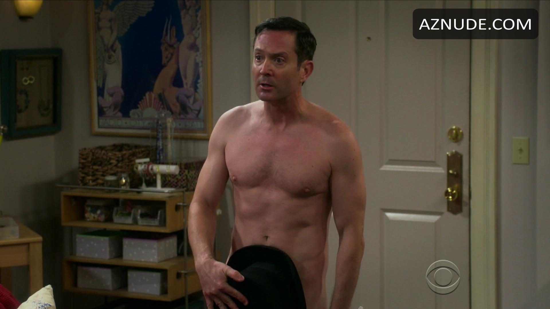 Thomas lennon naked