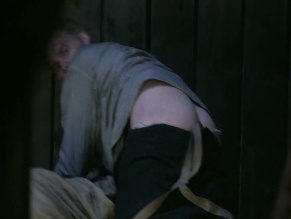 TOBY HEMINGWAY NUDE/SEXY SCENE IN THE ABANDONS