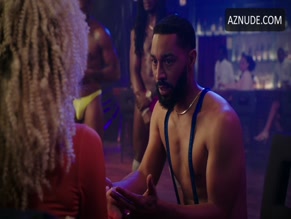 TONE BELL NUDE/SEXY SCENE IN A BLACK LADY SKETCH SHOW