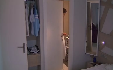 JORDAN DAVIES NUDE/SEXY SCENE IN IBIZA WEEKENDER