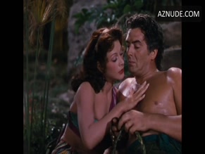 VICTOR MATURE in SAMSON AND DELILAH(1949)