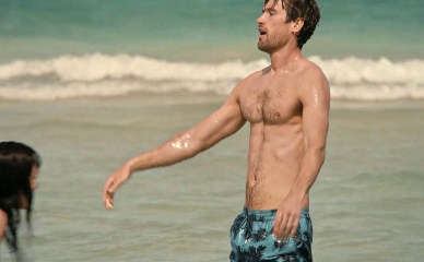 VICTOR MEUTELET NUDE/SEXY SCENE IN FALL FOR ME