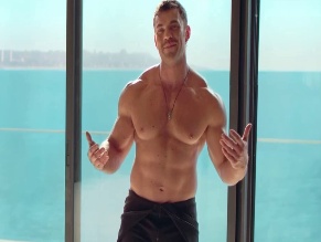 ZANE PHILLIPS NUDE/SEXY SCENE IN LOOT